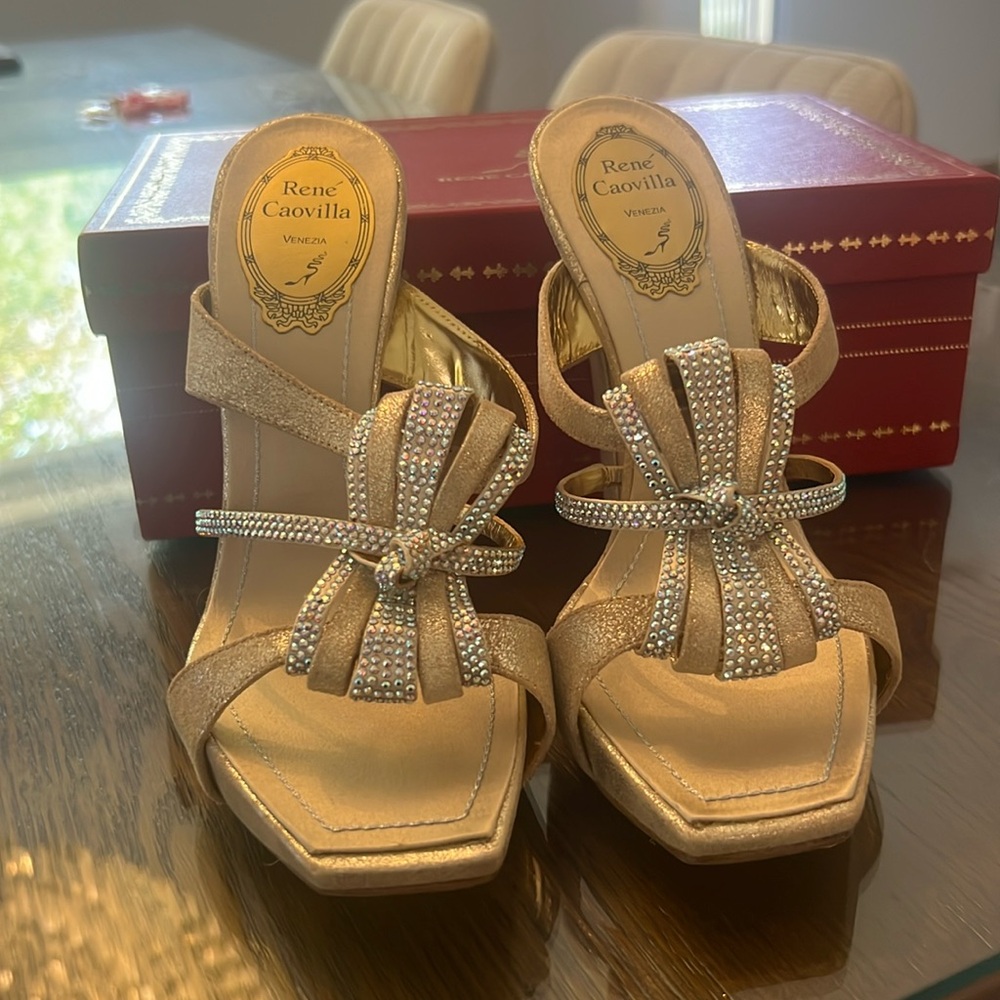 Rene Caovilla sparkle gold heels!